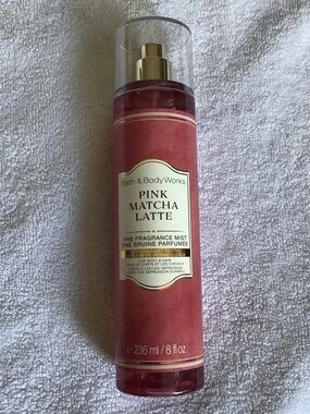 Bath & Body Works Pink Matcha Latte mist.